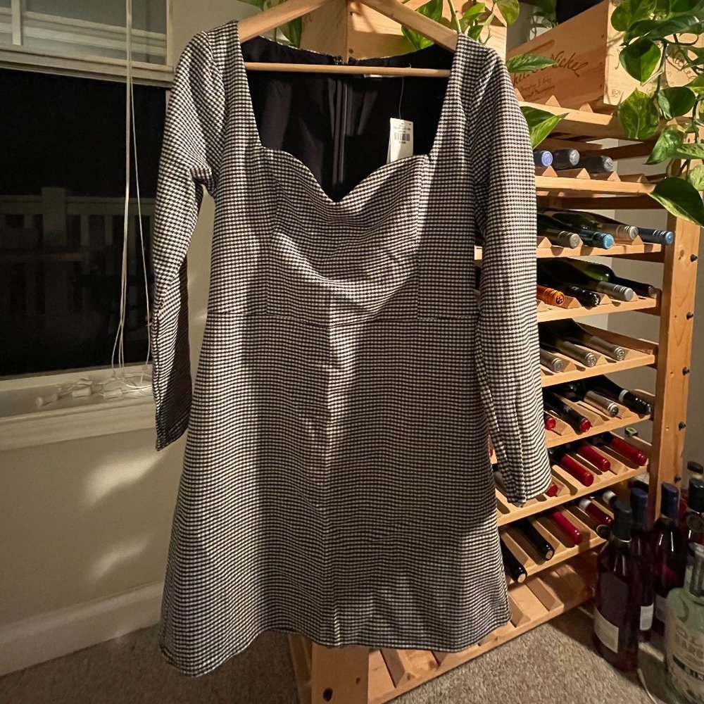 Abercrombie and Fitch long sleeved dress